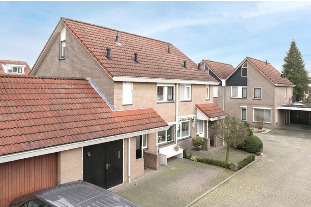 Plataanstraat 9, Hengelo