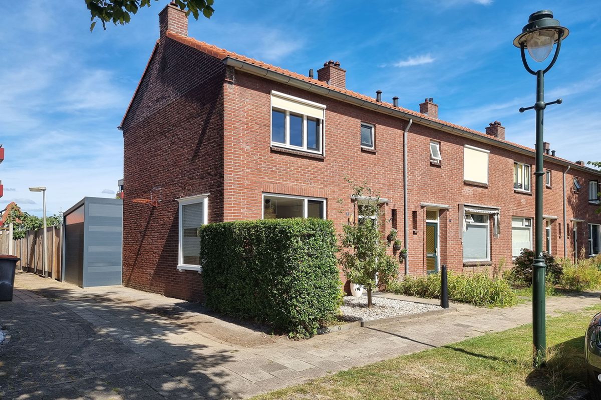 Stephensonstraat 8, Hengelo