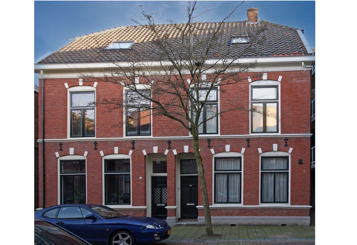 vooraanzicht gehele pand.l